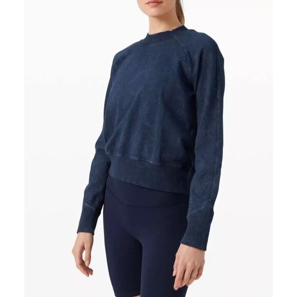 Lululemon Sweatshirt Womens 6 Blue Ready To Roll Crew Dye In Acid Rubber Dye - Picture 3 of 10